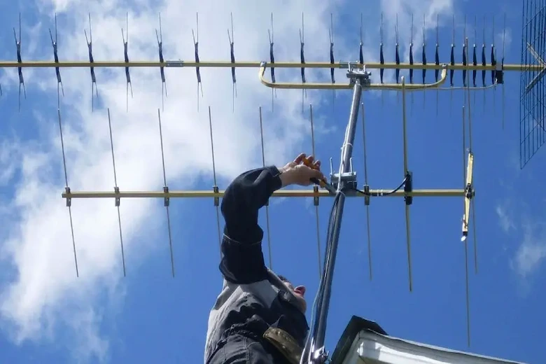 نصب آنتن تلویزیون