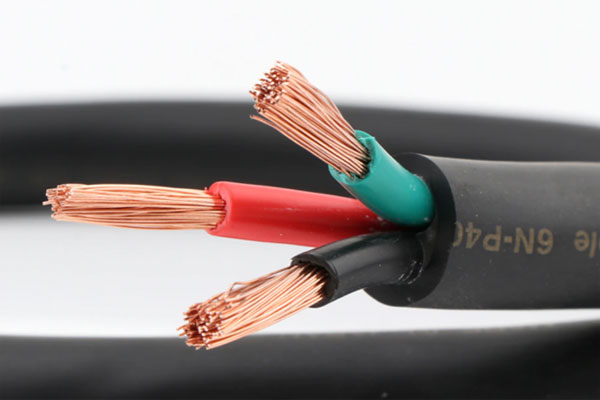 تصویری از کابل برق